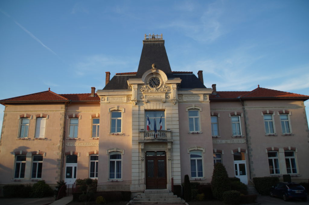 La mairie de Taluyers