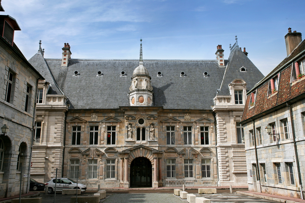 L'hotel de ville