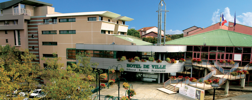 Société de déménagement à Villefontaine: L'hotel de ville